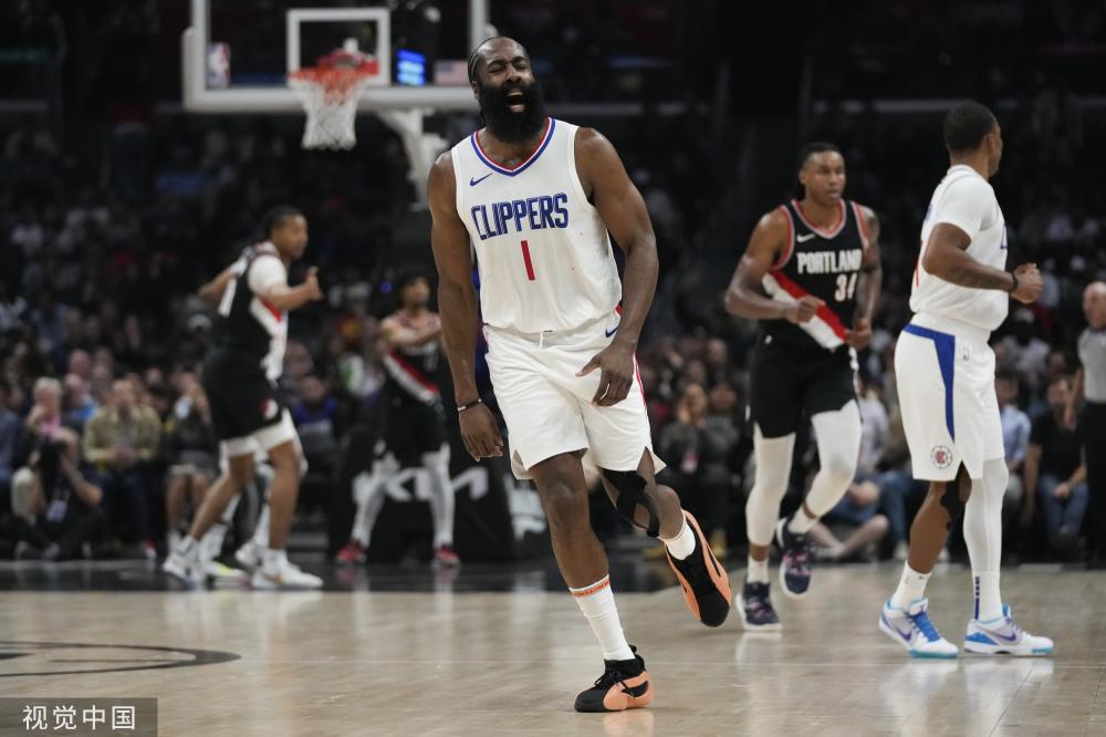 爆发出令人 爆发出令人