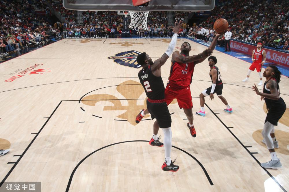 着极高的价 着极高的价